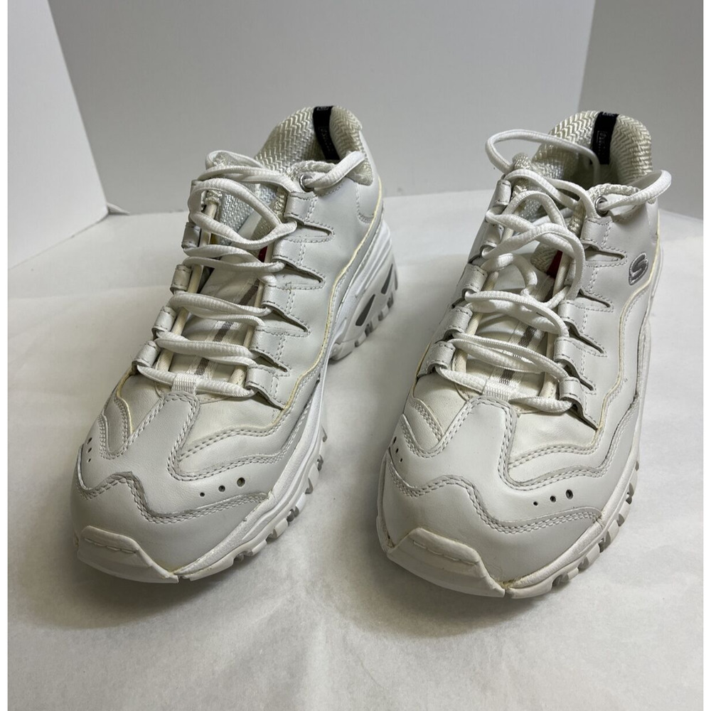 Skechers Sport Women's Sneakers White Shoes Lace Up Size 8 Great Condition